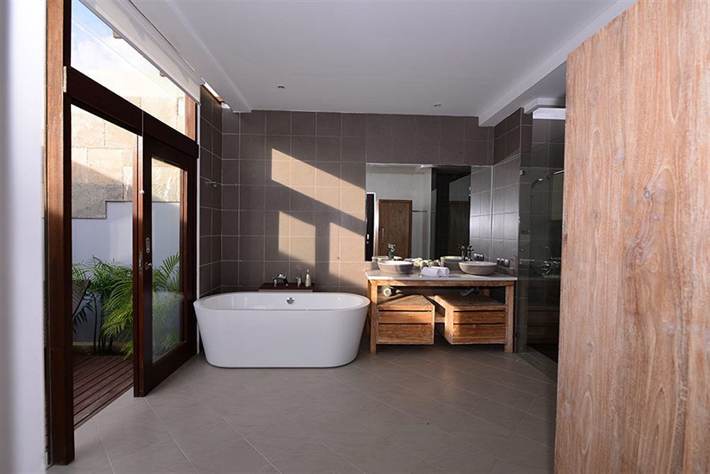 Zoe Villa Canggu Exterior foto
