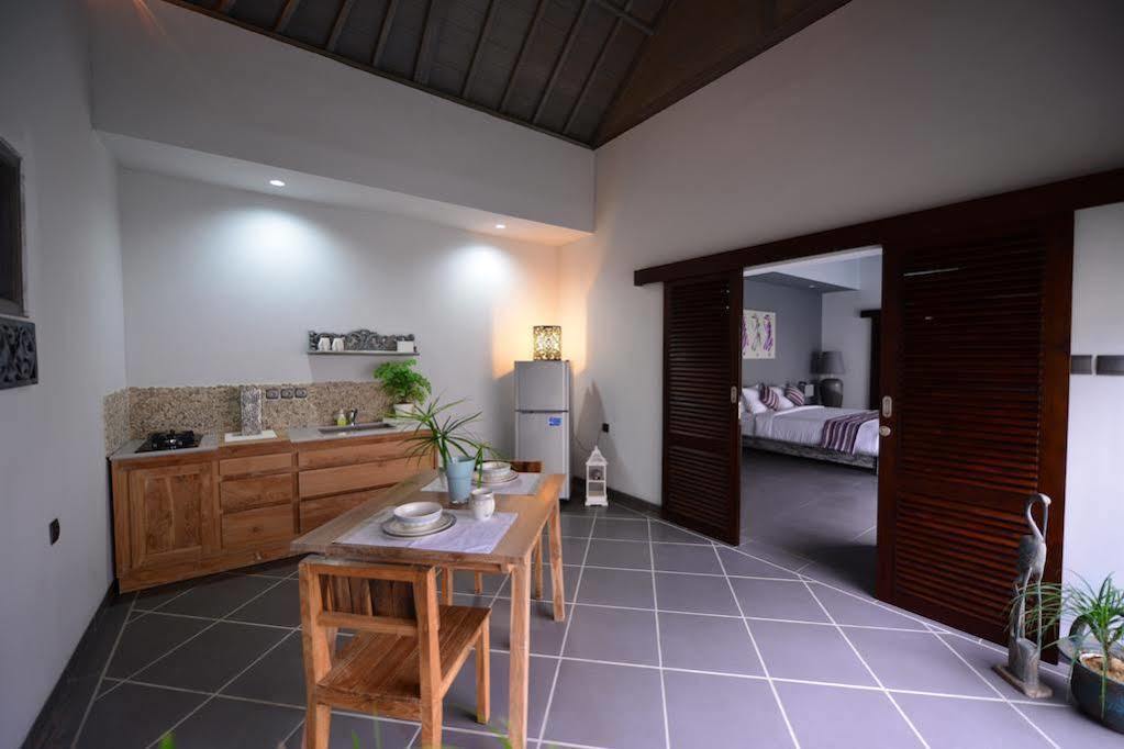 Zoe Villa Canggu Exterior foto